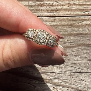 Rose gold ring 10K with diamonds. Size 7.